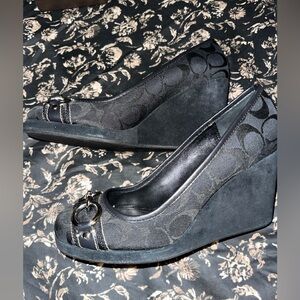 Like New Coach shoes sz.9